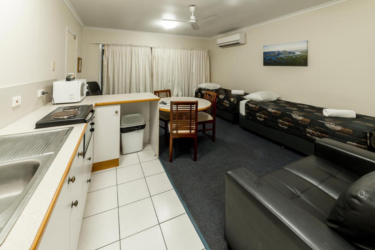 Lucinda Fishing Lodge Extérieur photo