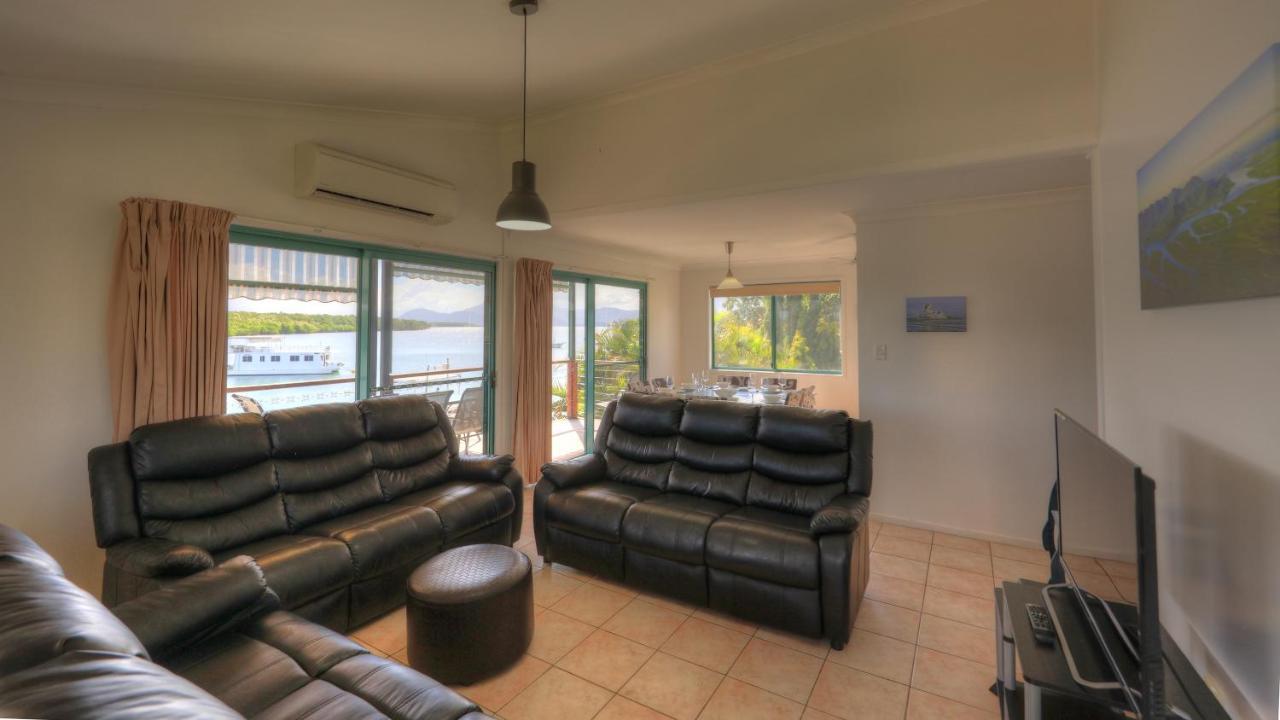 Lucinda Fishing Lodge Extérieur photo